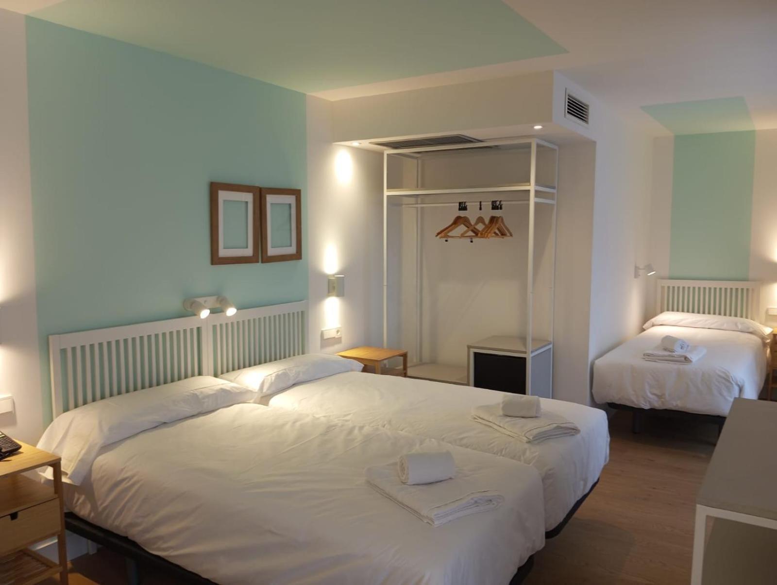 Hotel Cangas de Onis Center Buitenkant foto